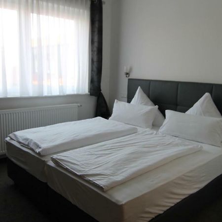 Hotel & Restaurant Blume Wolfsburg Eksteriør bilde