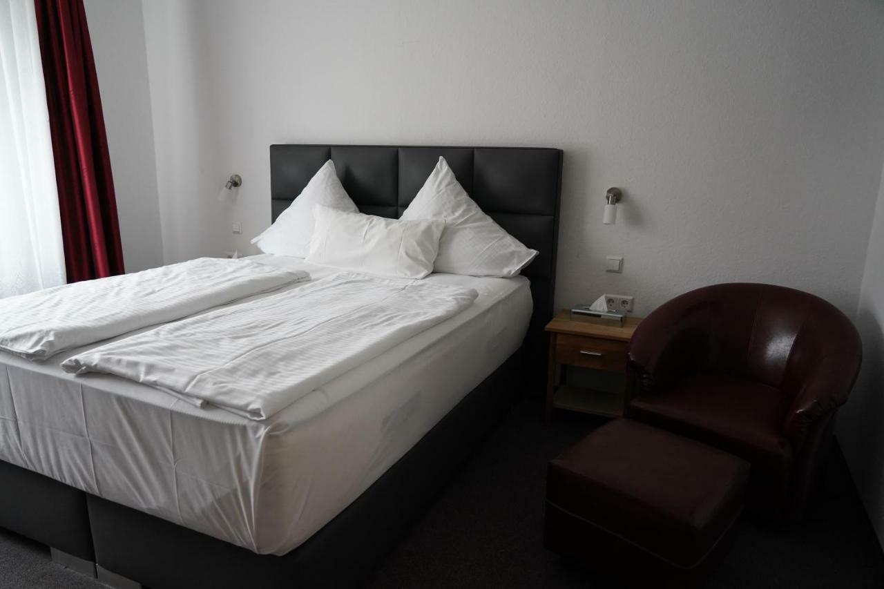 Hotel & Restaurant Blume Wolfsburg Eksteriør bilde