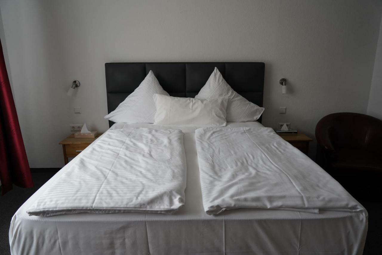 Hotel & Restaurant Blume Wolfsburg Eksteriør bilde
